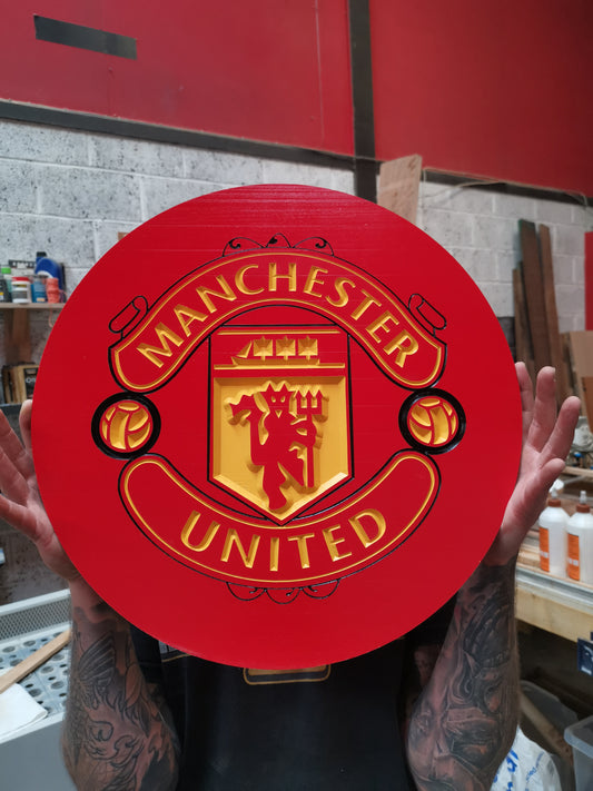 Manchester United FC Carved & painted team crest