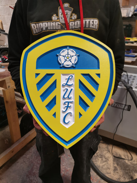 Leeds United FC Carved & painted team crest